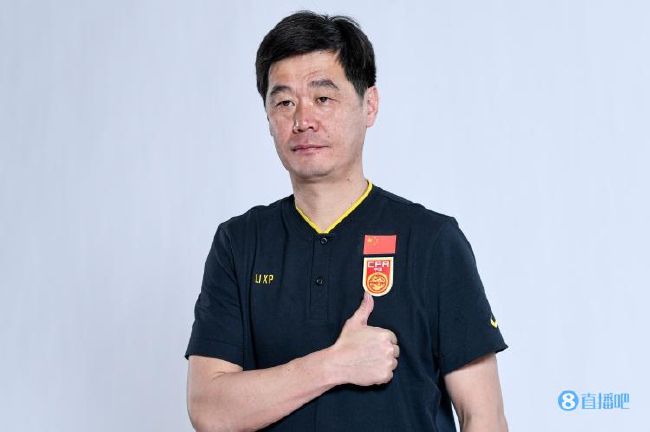 梁文峰的现任妻子及子女