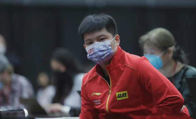 国内自拍经典三级在线